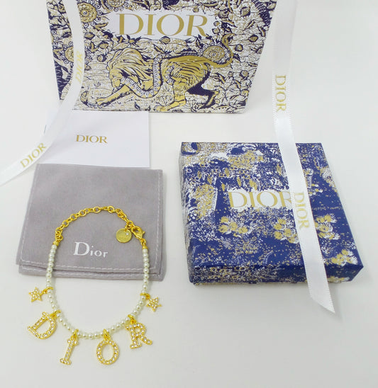 Dio(r)evolution Charm Bracelet With Mini Pearls