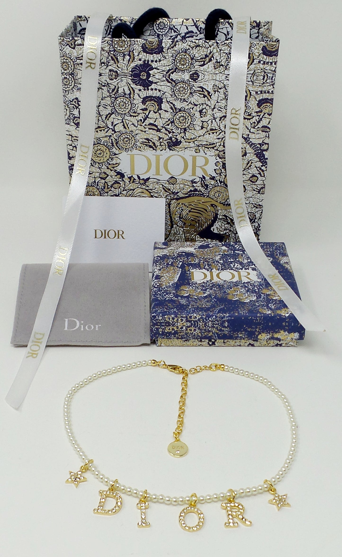 Dio(r)evolution Mini Pearl Choker Necklace Gold