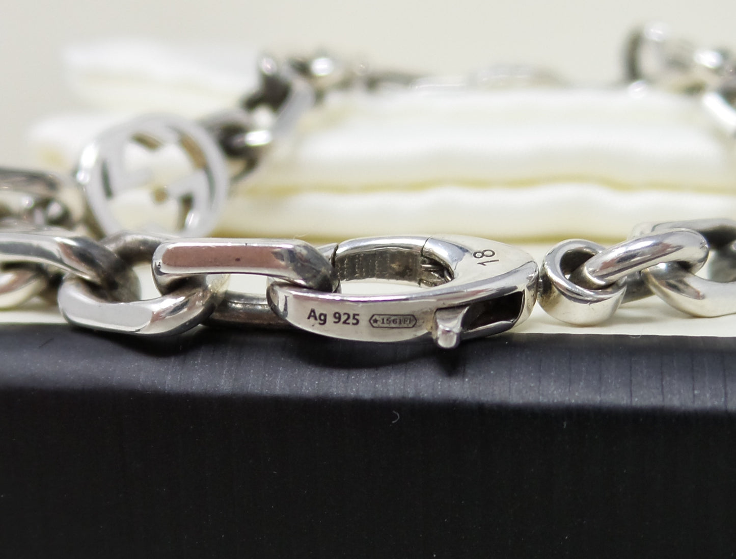 Unisex Silver Bracelet with Interlocking G Mens Womens